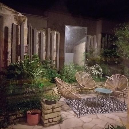 B&B Cote Loire Les Rosiers エクステリア 写真