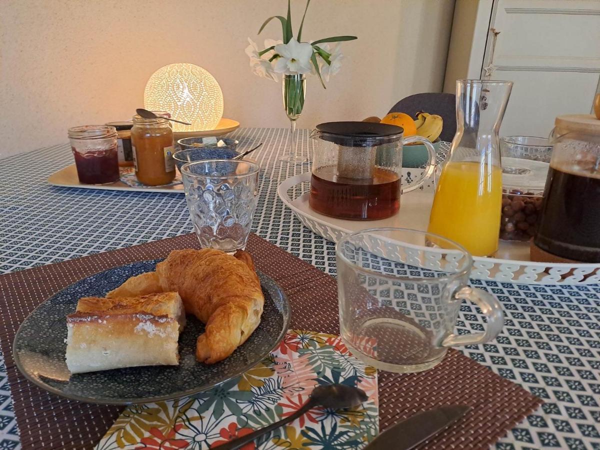 B&B Cote Loire Les Rosiers エクステリア 写真